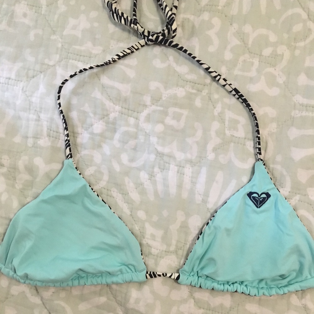 Roxy bikini top (BNWOT)
